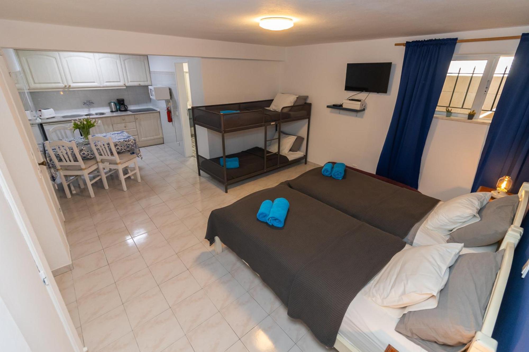 Bb Dona Ana Bed & Breakfast Lagos Eksteriør bilde